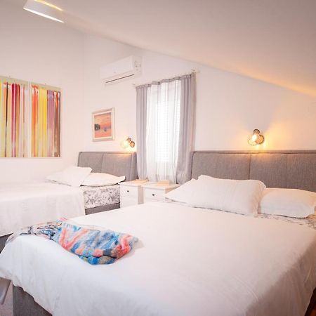 Kalina Deluxe Apartments Jelsa  Dış mekan fotoğraf